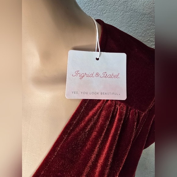 Maternity New INGRID & ISABEL dressWomens Red Velvet Short Sleeve Mid… - Picture 7 of 9